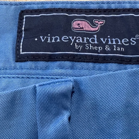 NWT Vineyard Vines Classic Fit 9” Men’s Shorts - Picture 4 of 5